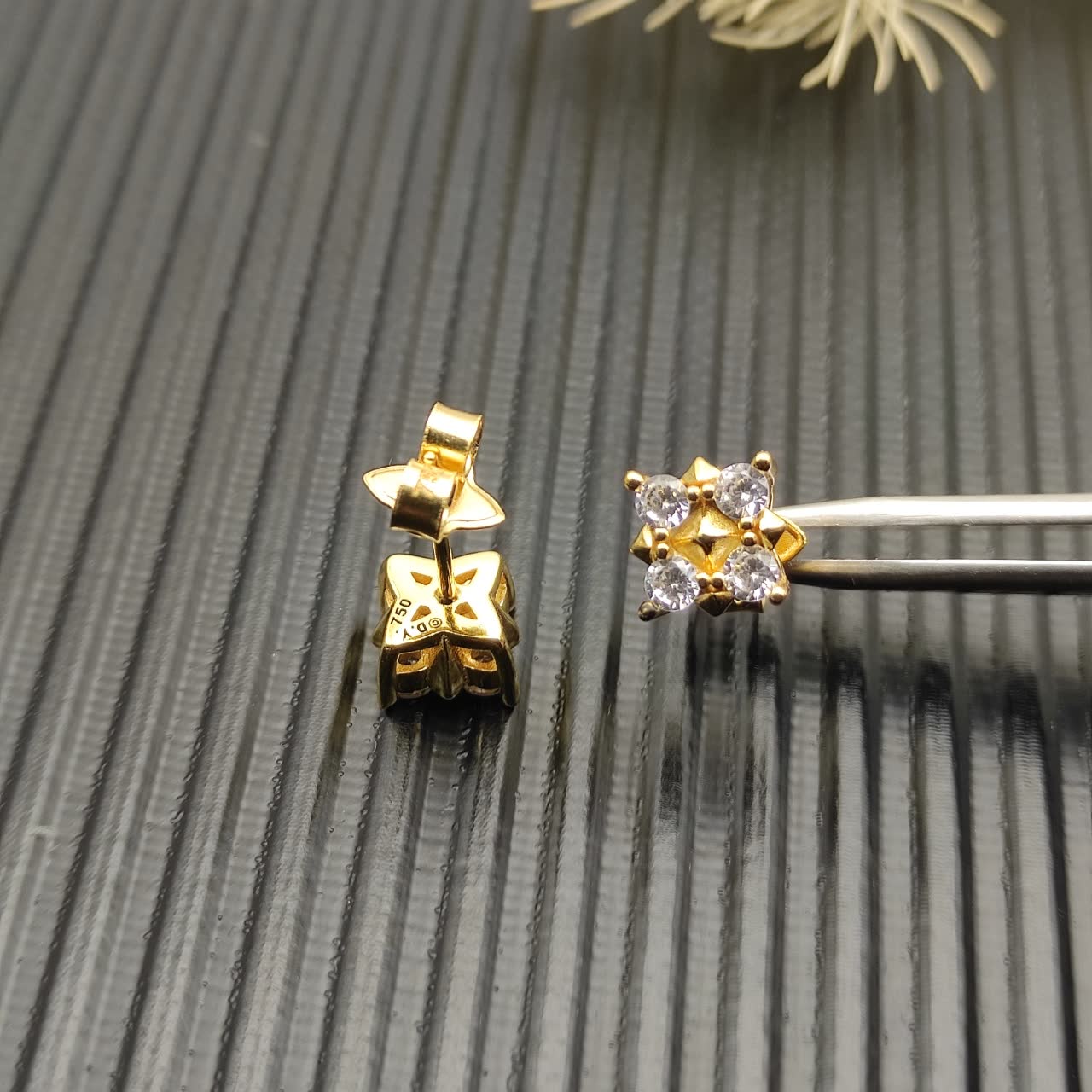 David Yurman Atlas Stud Earrings